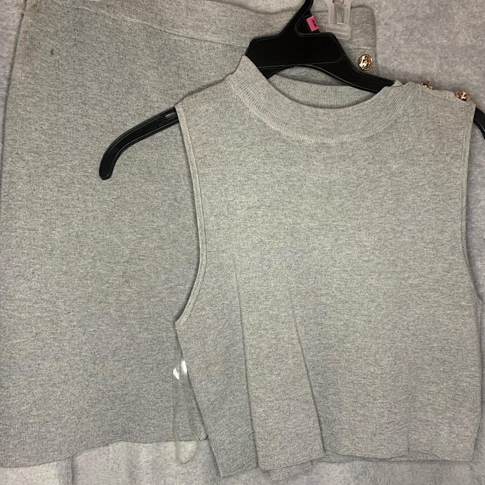 mini grey skirt set